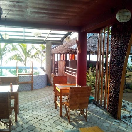 Czech Beach House Adults Only Guimaras Buitenkant foto
